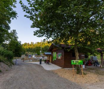 Camper Stop-barbana lipizzans-camper-park (13)